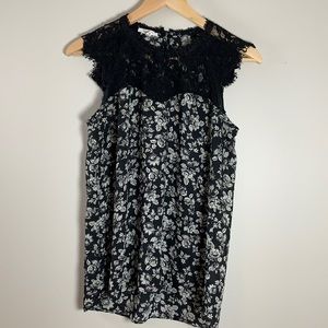 MAURICES Black White Lace Floral Fringe Flutter Sleeve Size Medium